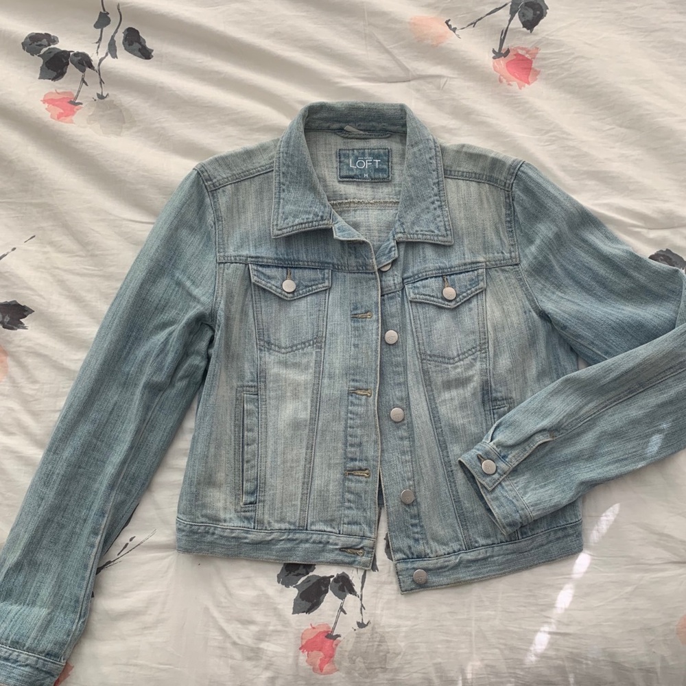 LOFT Cropped Denim Jacket